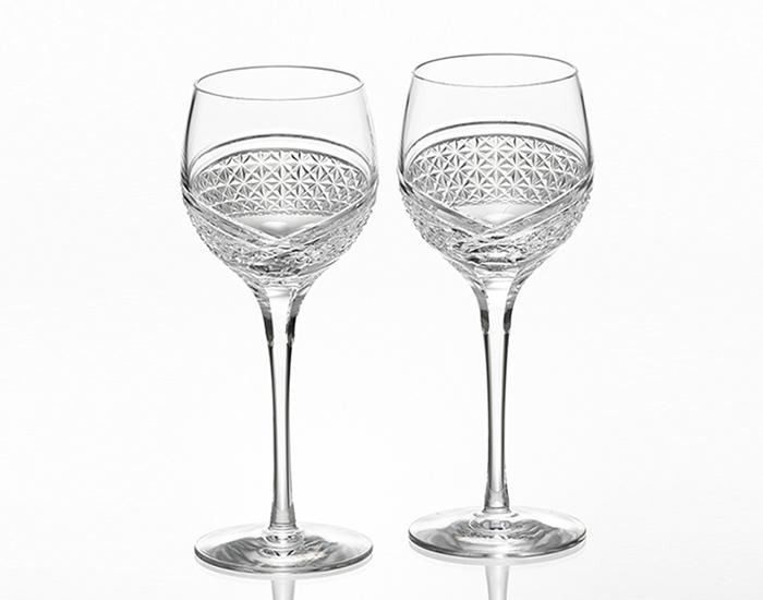 A pair of Wine Glasses, Edo Kiriko "Hagoromo"